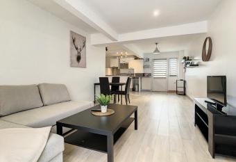 Le Victor allows 18 year olds to book a room