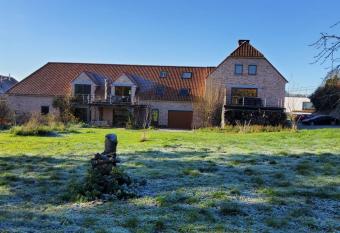 Les Vergers allows 18 year olds to book a room