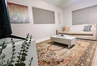 Pet friendly 2 BR/ 1BA home, ideal for long stays allows 18 year olds to book a room
