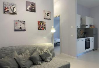 Appartamento Sweet Margot allows 18 year olds to book a room