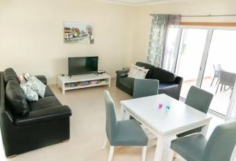 The Olive Tree Apartment has Balcony rooms