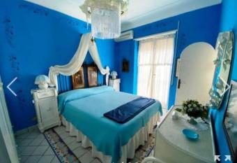 La caterinella has Balcony rooms