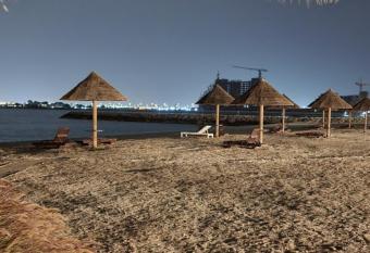 Nice Studio Near The Sea has rooms with a private hot tub