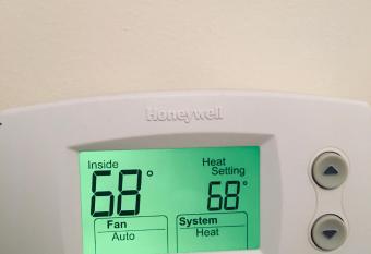 (null) has Balcony rooms