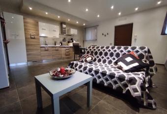 Grape s Home has Balcony rooms