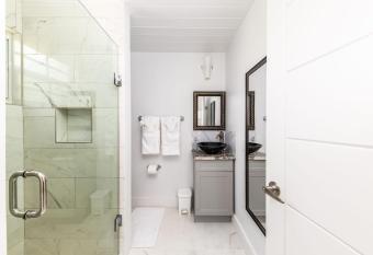 The Finest Stay House allows 18 year olds to book a room