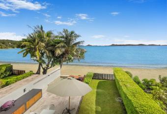 Beach Residence Rawai allows 18 year olds to book a room