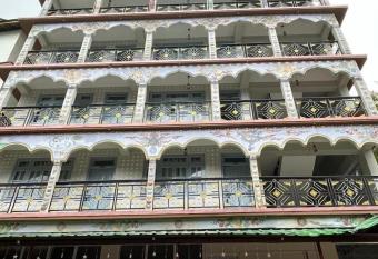 Mount Khang Hotel has Smoking rooms