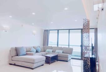 Alupang Beach Tower, UPGRADED units has Balcony rooms