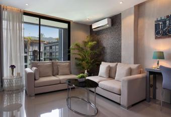 Citygate 1BR Deluxe Pool View Apartment P602 has Balcony rooms