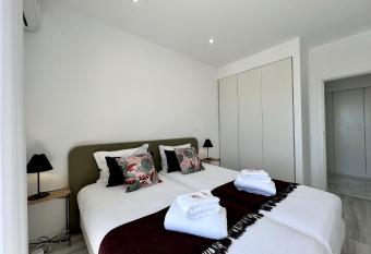 Faro Deluxe by Homing allows 18 year olds to book a room