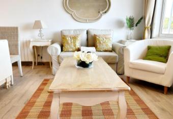 Volvoreta, Moderno Apartamento A Pie De Playa allows 18 year olds to book a room