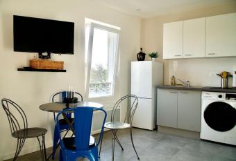 Appartement Concordia Felix has Balcony rooms