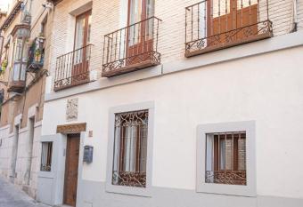Hammam de Zeid has Balcony rooms