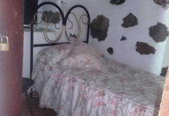 La Rom  ntica has Balcony rooms