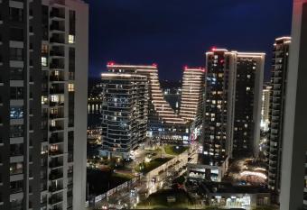 Lux Apartman Lola has Balcony rooms