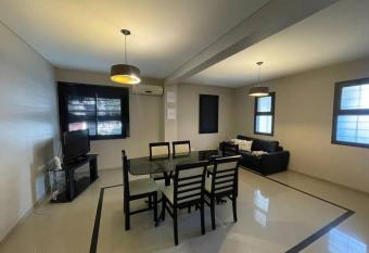 Excelente Depto C  ntrico allows 18 year olds to book a room