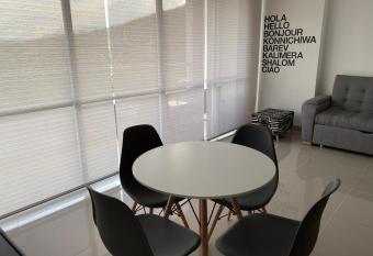 Apartasol con jacuzzi SantaFe has rooms with a private hot tub