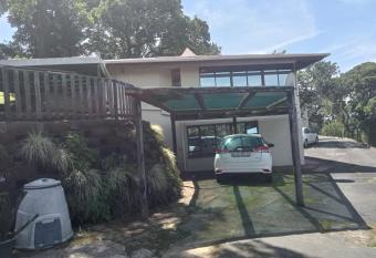 27@caravenseria has Balcony rooms