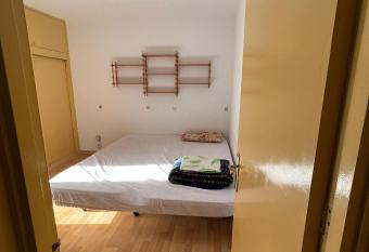 House 150m2 Next To The Beach allows 18 year olds to book a room