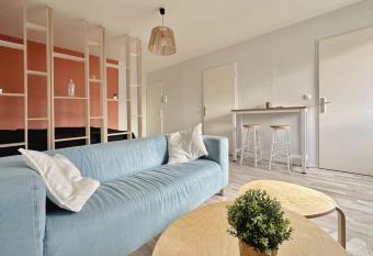 Appartement lumineux avec stationnement proche Nancy thermal allows 18 year olds to book a room