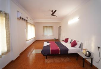 HOTEL NEW RELAX has Balcony rooms