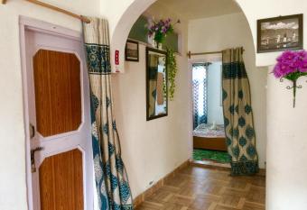 Guest House New World allows 18 year olds to book a room