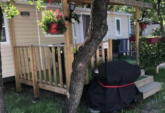 Mobilehome has Balcony rooms
