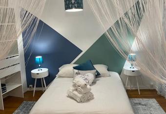 Charmant appartement allows 18 year olds to book a room