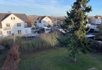 HB Free Parking, budget friendly has Balcony rooms