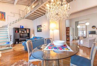 Piombino Apartments - Casa Fucini has Balcony rooms