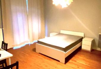 ASCOT LUXEMBOURG has Balcony rooms