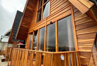 CALLA HOMESTAY DIENG has Balcony rooms