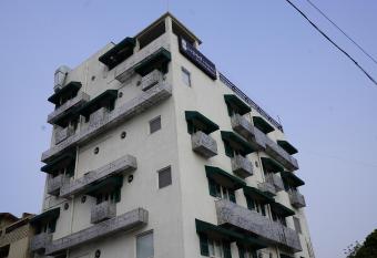 POD N BEYOND SMART HOTEL @BISTUPUR has Balcony rooms