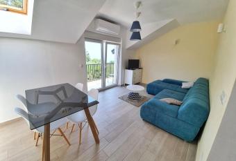 Beautiful apartment in Ika, Opatija has Balcony rooms