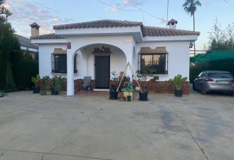 Room in Chalet - Private Room, Shared Chalet With Pool In Sevilla allows 18 year olds to book a room