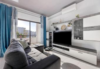 Ref  gio Praia da Rocha has Balcony rooms