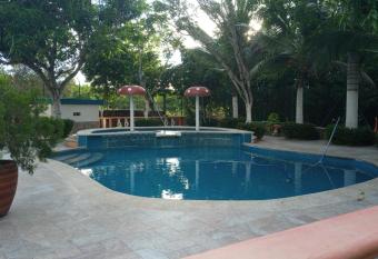 CABA  A AMPLIA EN SALINAS DEL REY has Balcony rooms