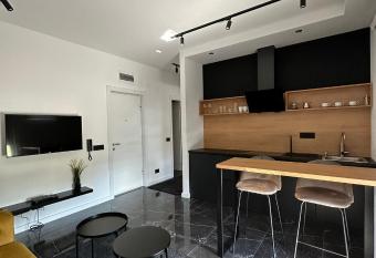 Vulkan lux allows 18 year olds to book a room