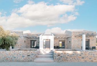 (null) has Balcony rooms