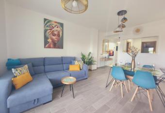 Ohana home beach and love allows 18 year olds to book a room