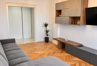 PRapart has Balcony rooms