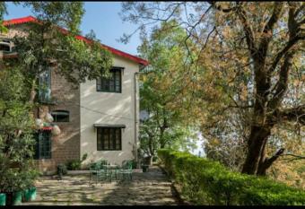 The Kashi Villa - A British Times Villa allows 18 year olds to book a room