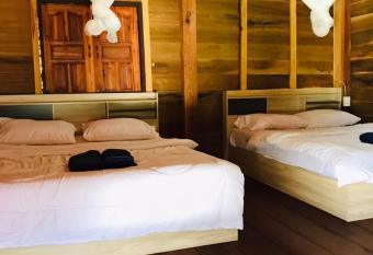 Motho Homestay                                      has Balcony rooms