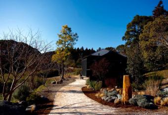 HARUKA KANATA                 has Balcony rooms