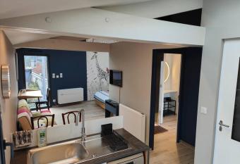 G  te urbain Happy Nantes allows 18 year olds to book a room