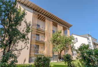 Aparthotel Parsberg GreenDesign allows 18 year olds to book a room