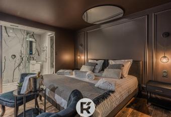 R Apparts The Love Nest Suite allows 18 year olds to book a room