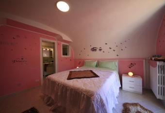 Dolls House has Balcony rooms