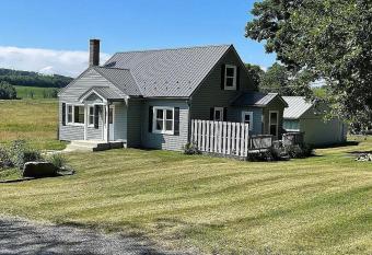 Meadow Creek Farm Guest House allows 18 year olds to book a room